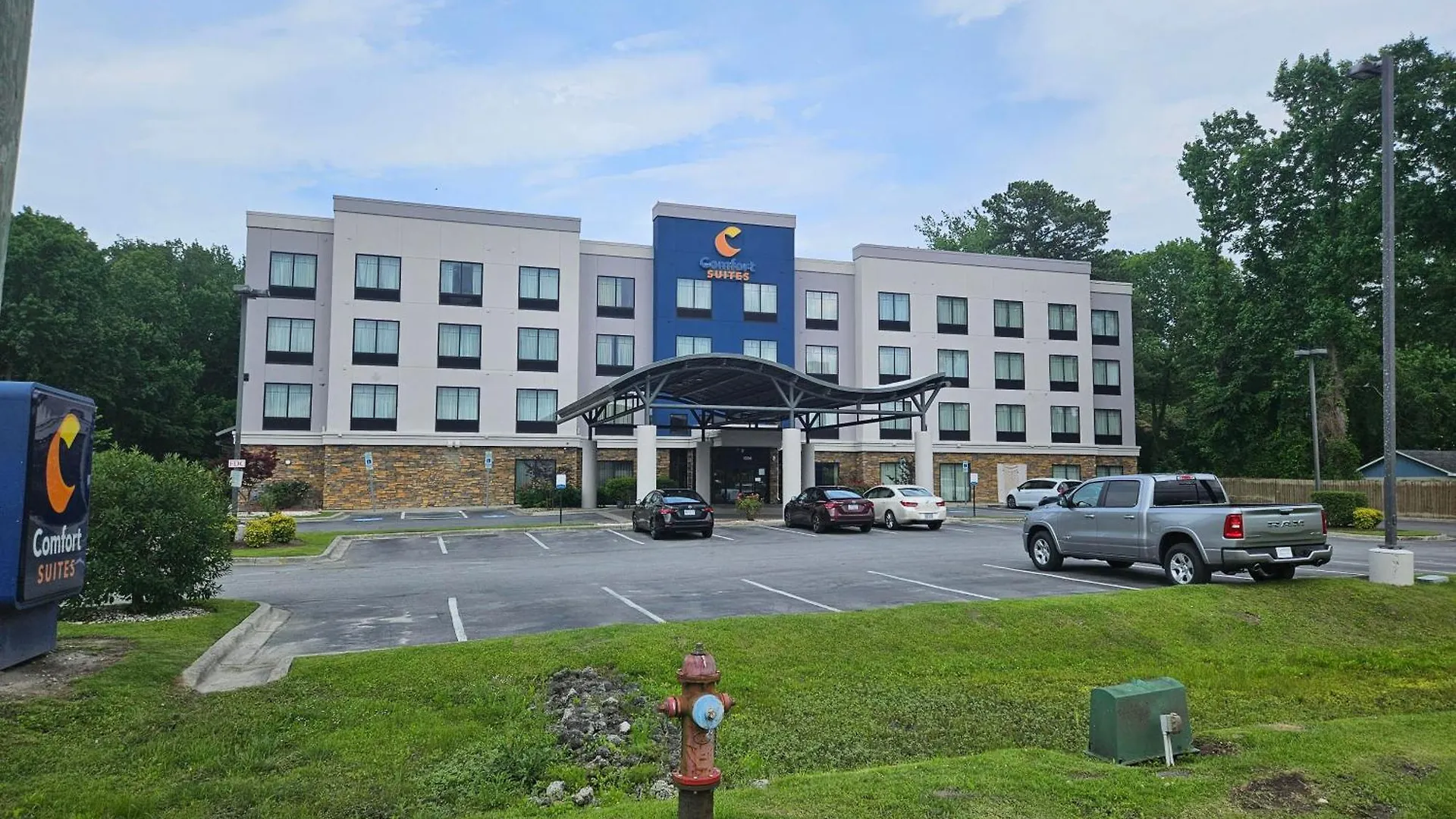 4 Smart 3-Star Hotels in Pamlico Sound Worth Booking