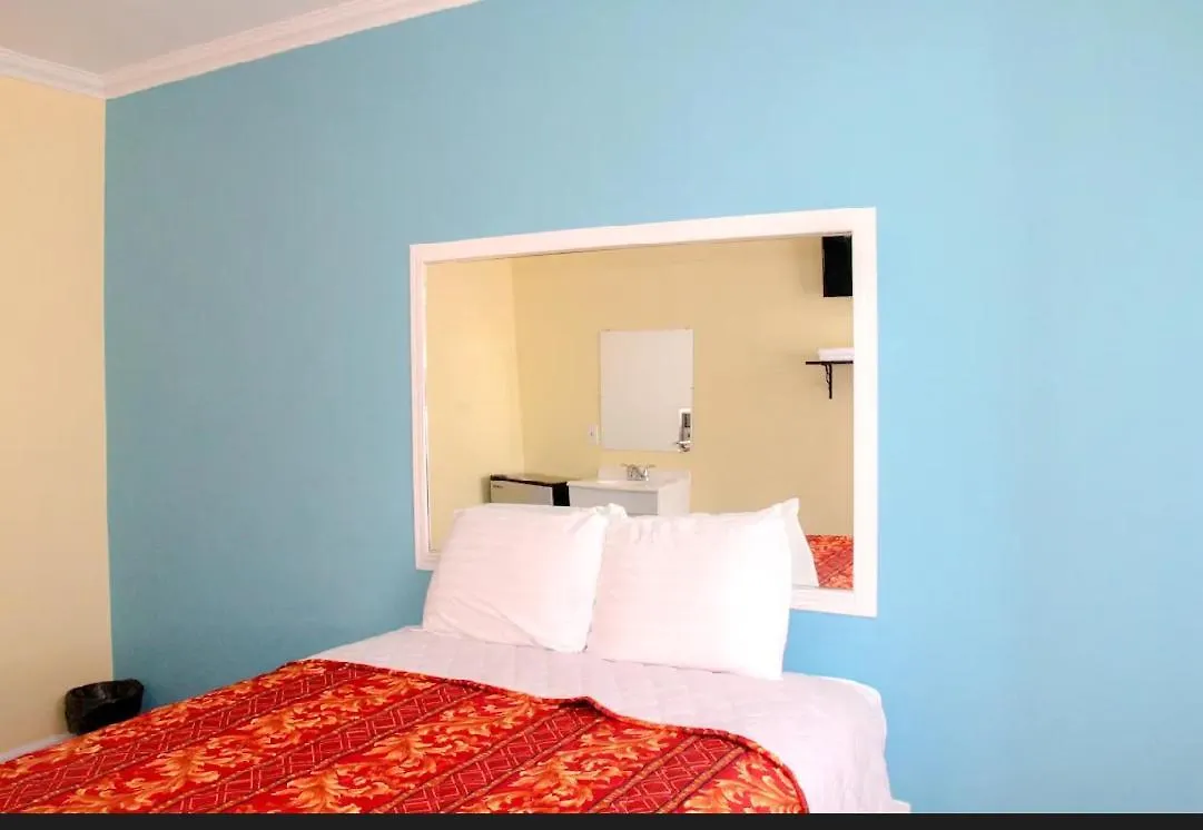 7 Budget Hotels Near Alondra Park That Actually Deliver