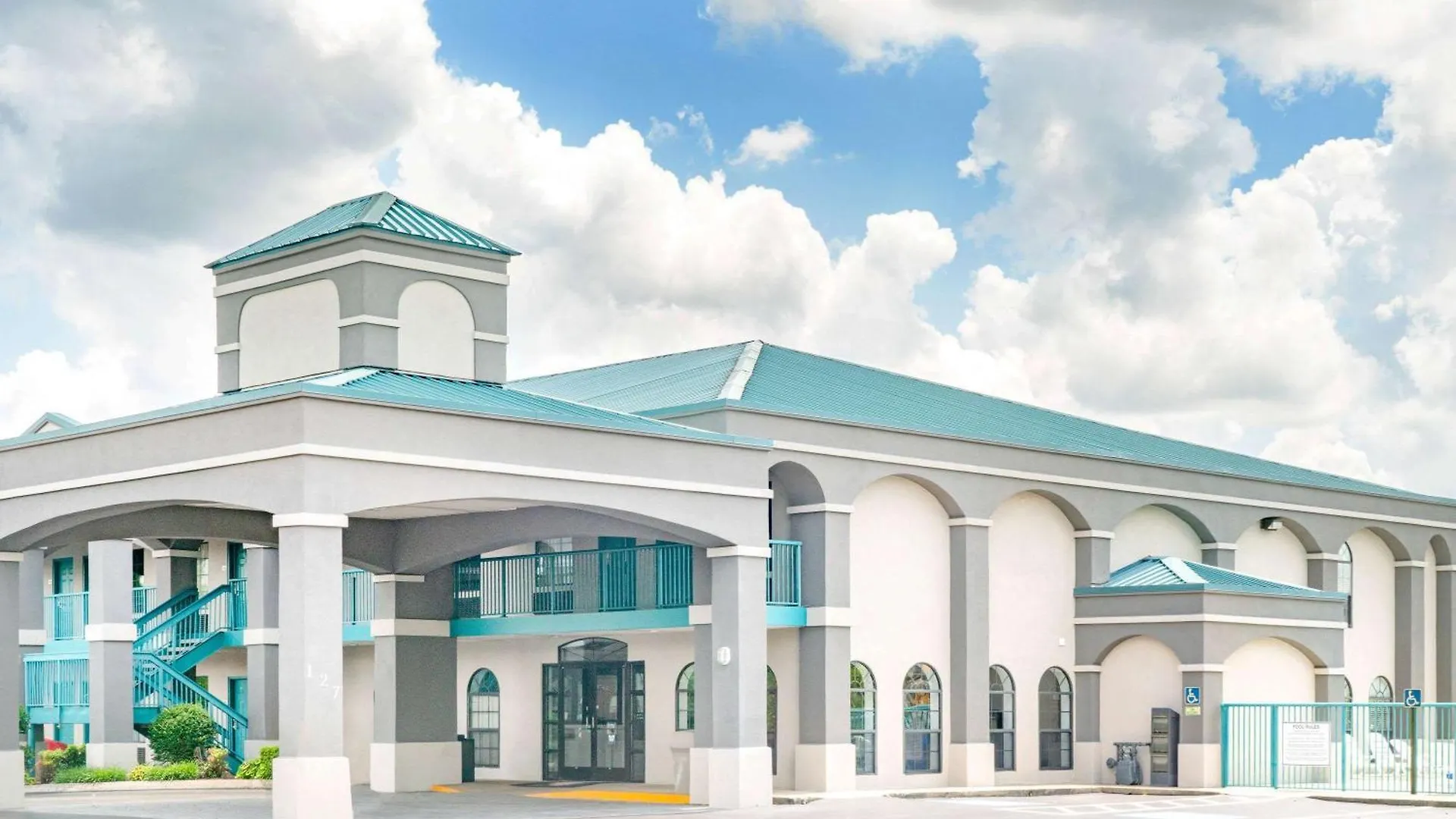 7 Budget Hotels Near MTSU That Won't Break the Bank