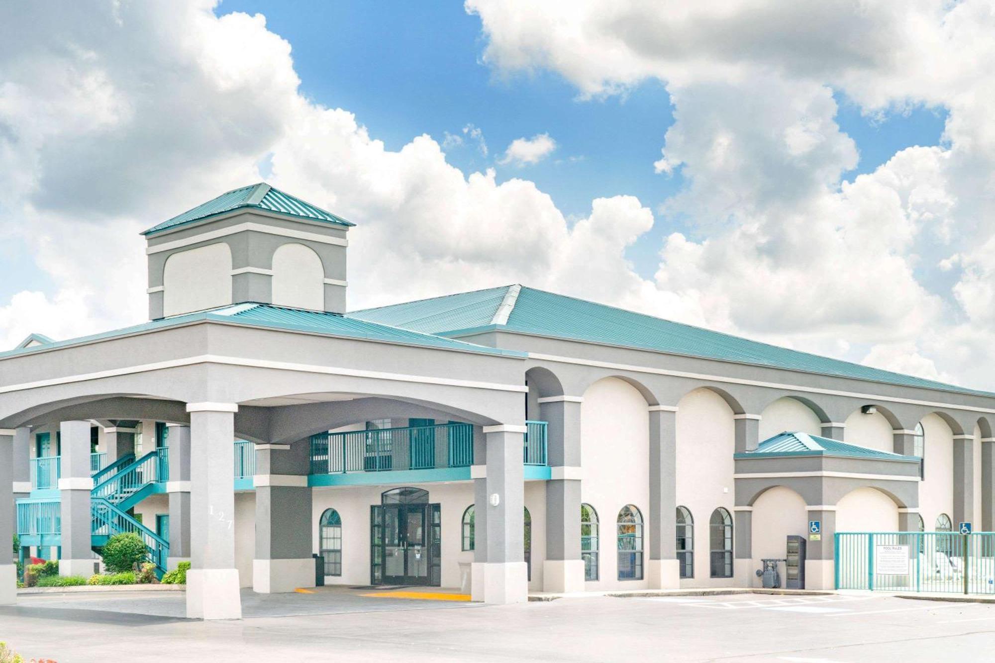 7 Budget Hotels Near MTSU That Won't Break the Bank
